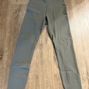 Lululemon Wunder Train leggings - 25in